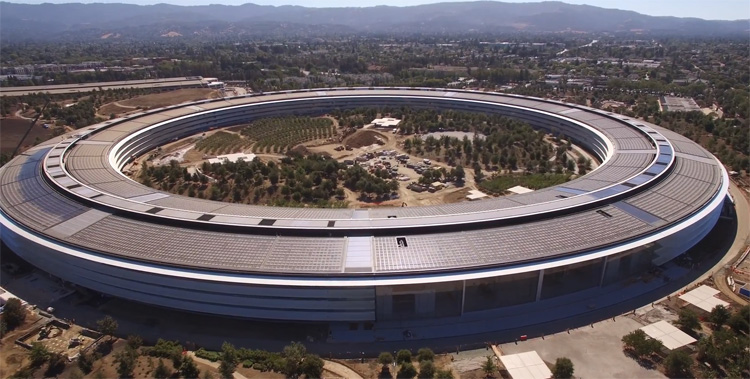 Matthew Roberts - Apple Park August 2017