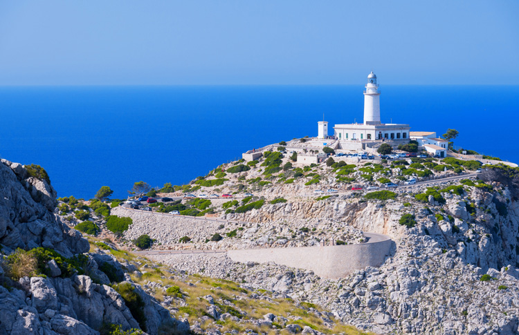 Formentor vuurtoren op Majorca gefilmd met drone